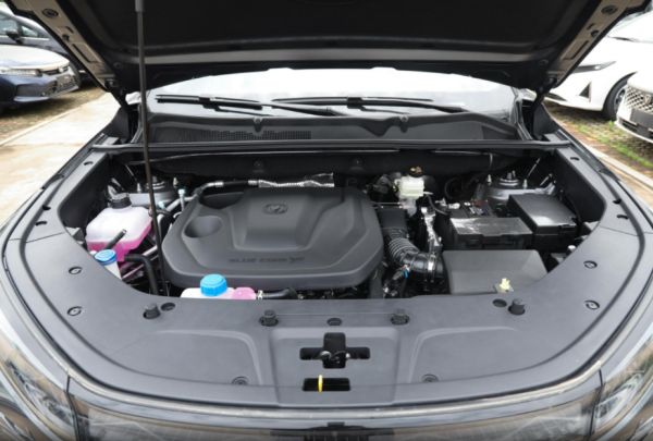 春节购SUV新选择：蓝电E5与CS75 PLUS对比直接省两万，哪个更值得入手？