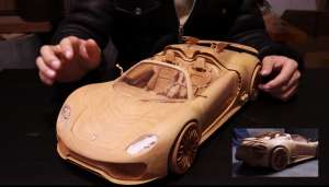 木板汽车模型(北京90后“小木匠”，2万元买工具自己造了辆“超跑”)